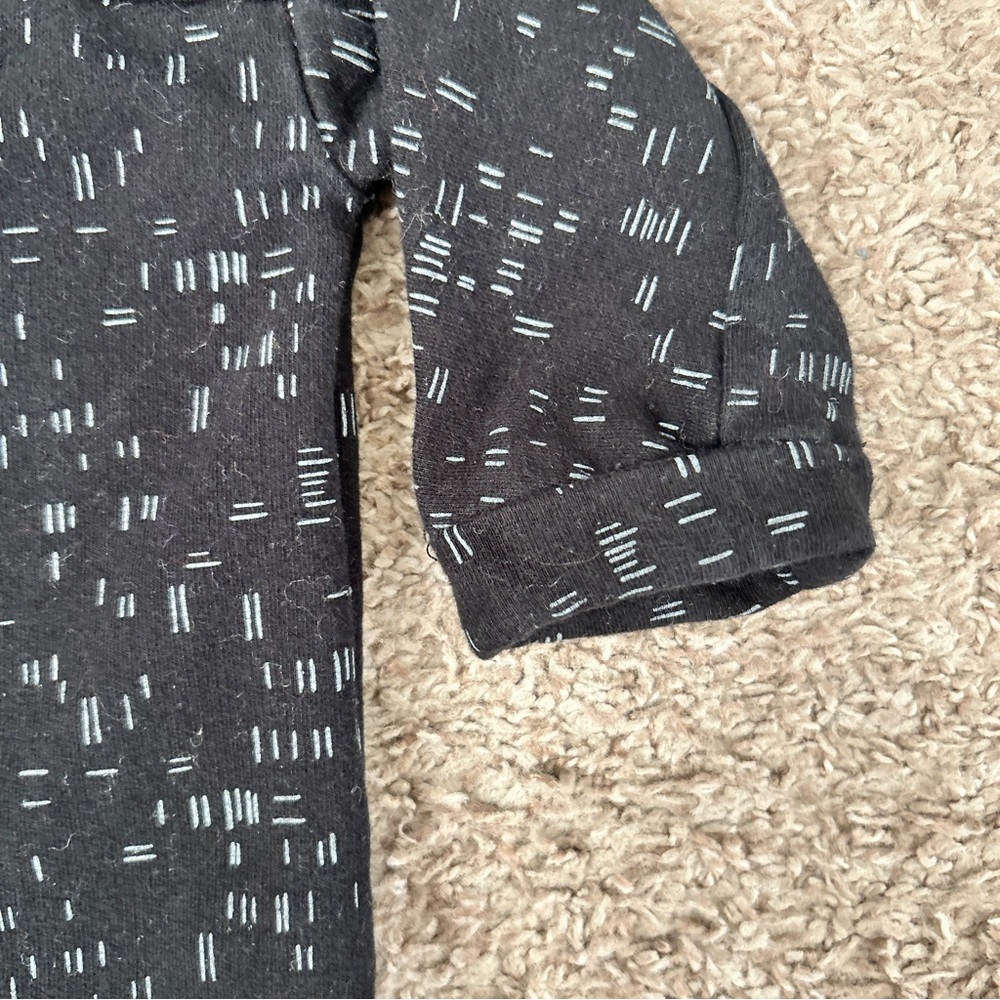 Miles Baby Kids Black White Dash Print Long Sleeve Pocket Tee Shirt 6M - Picture 7 of 9
